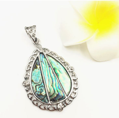 Teardrop Paua pendant with Silver Setting